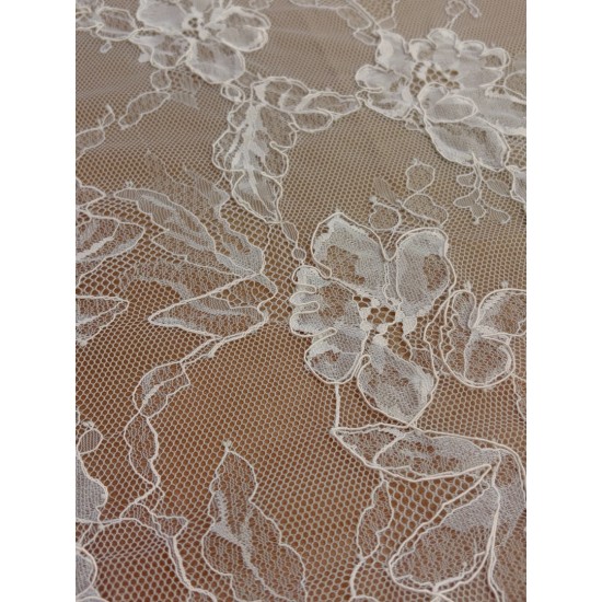 Νυφική Γαλλική Δαντέλα – Floral Embroidered Lace | 3 μέτρα